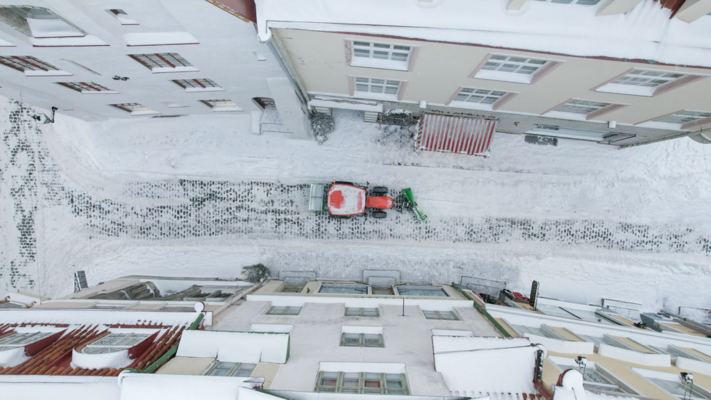 SAMI-VL-kompaktseeria lumesahk-Kubota-L2 (1)